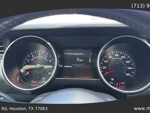 Used 2019 Ford Mustang GT w/ Equipment Group 301A RWD image 33