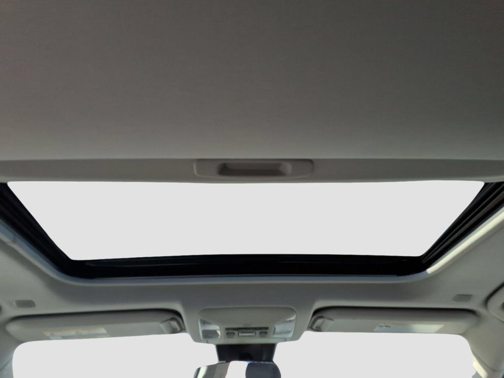 Used 2024 Toyota RAV4 XLE w/ Convenience Package FWD image 16