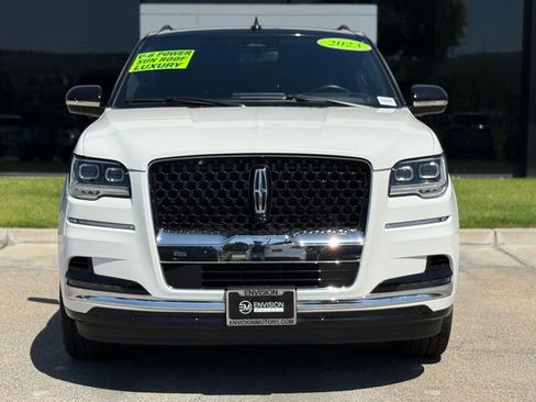 Used 2023 Lincoln Navigator Black Label AWD/4WD image 5
