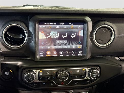 Used 2023 Jeep Wrangler Unlimited Sahara w/ Cold Weather Group image 22