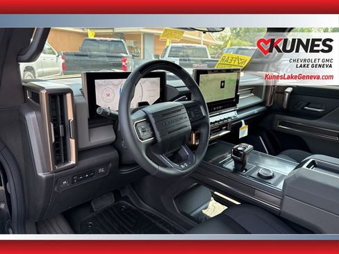 New 2025 GMC Hummer EV 2X image 26
