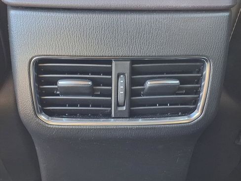 Used 2022 MAZDA CX-5 Signature image 11