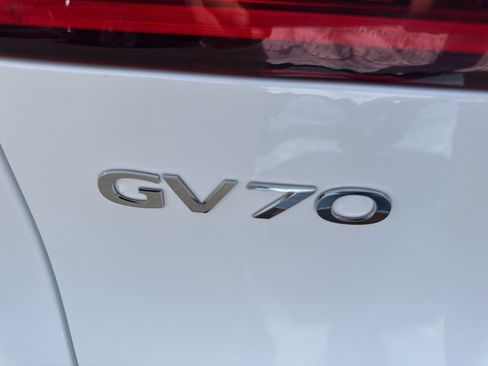 New 2026 Genesis Electrified GV70 image 10