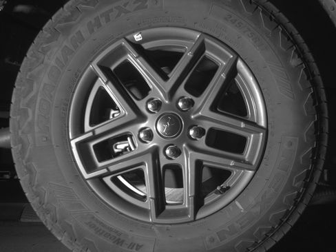 Used 2025 Jeep Wrangler Unlimited Sport AWD/4WD image 15