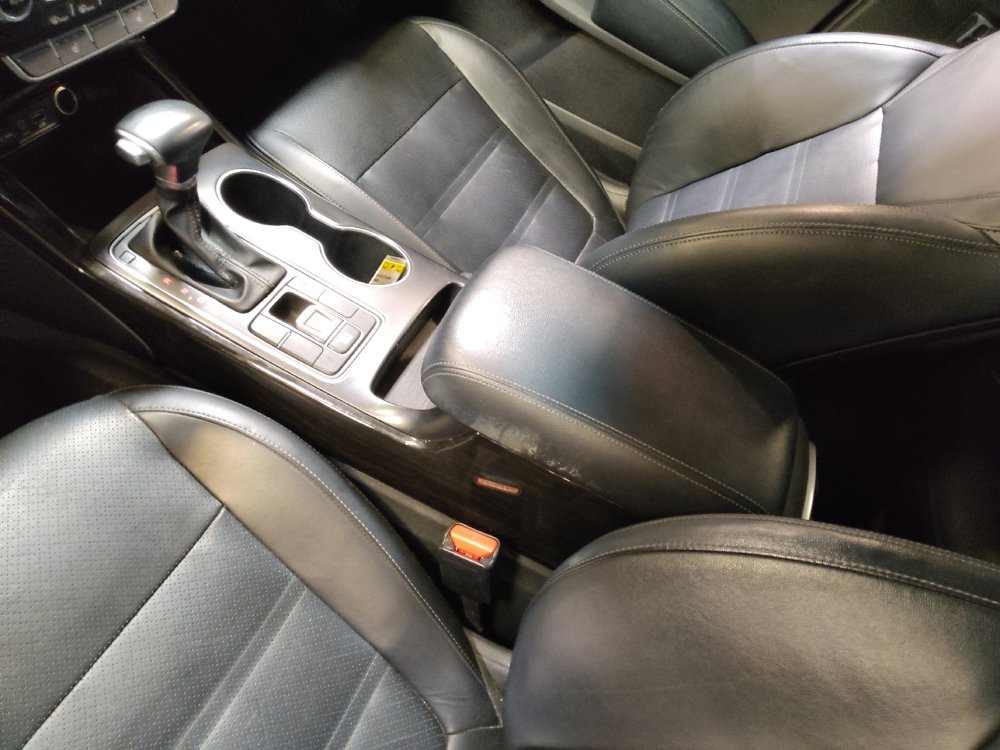 Used 2020 Kia Sorento EX FWD image 26