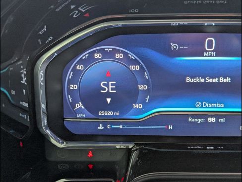 Used 2025 Chevrolet Silverado 2500 LTZ w/ LTZ Premium Package image 10