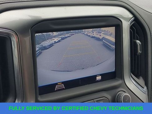 Used 2022 Chevrolet Silverado 1500 LT w/ Z71 Off-Road Package image 36