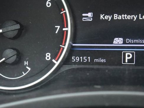 Used 2023 Nissan Sentra SV w/ SV Premium Package FWD image 17