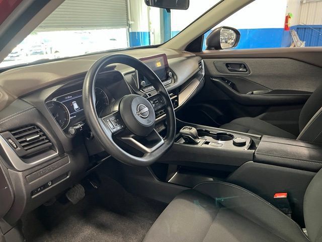 Used 2023 Nissan Rogue S AWD/4WD image 23