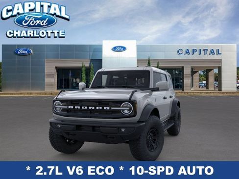 New 2026 Ford Bronco Outer Banks w/ Sasquatch Package AWD/4WD image 2