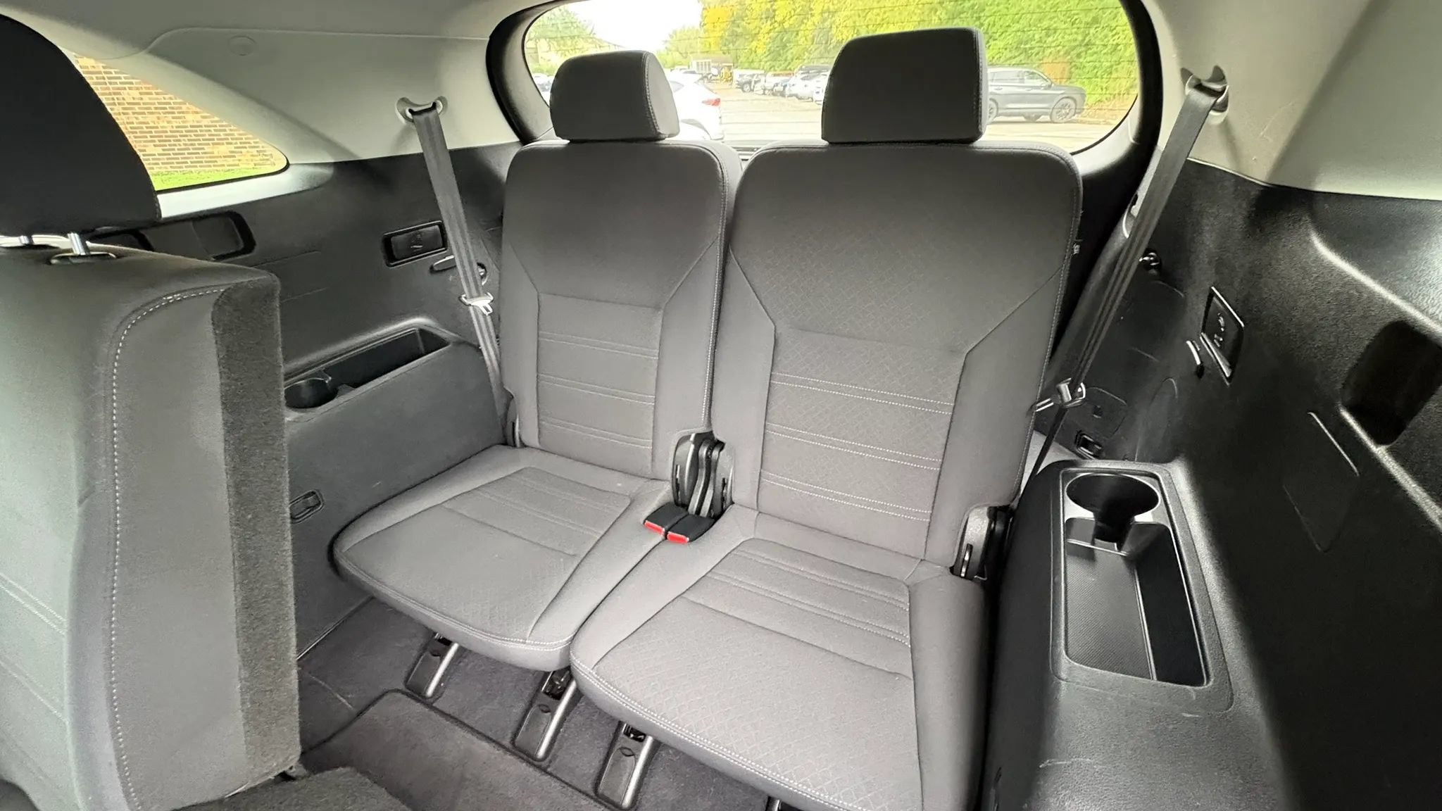 Used 2017 Kia Sorento AWD image 32