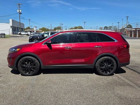 Used 2020 Kia Sorento EX image 4