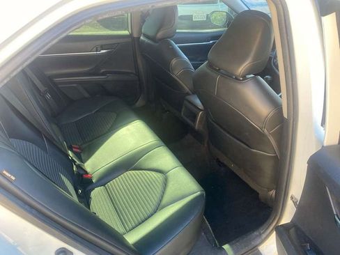 Used 2022 Toyota Camry SE image 16