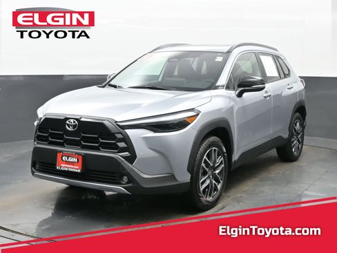 Used 2026 Toyota Corolla Cross XLE w/ Convenience Package image 1