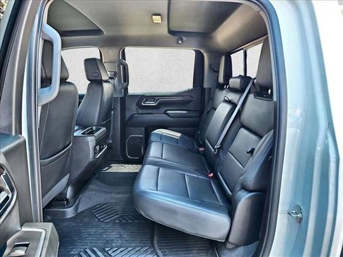 Used 2024 Chevrolet Silverado 1500 LT Trail Boss w/ Convenience Package II AWD/4WD image 25