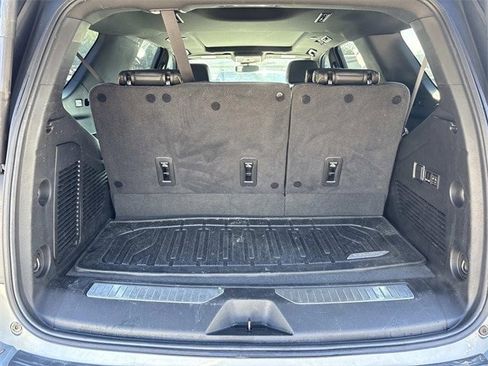 Used 2024 GMC Yukon AT4 w/ Technology Package image 13