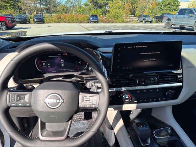 New 2026 Nissan Pathfinder SL AWD/4WD image 57