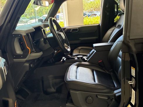 Used 2021 Ford Bronco Badlands AWD/4WD image 14