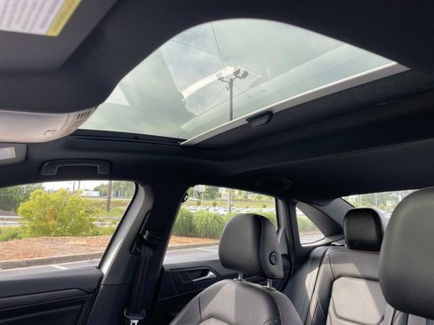 Used 2021 Volkswagen Jetta GLI Autobahn FWD image 18