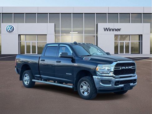 Used 2022 RAM 2500 Tradesman image 3