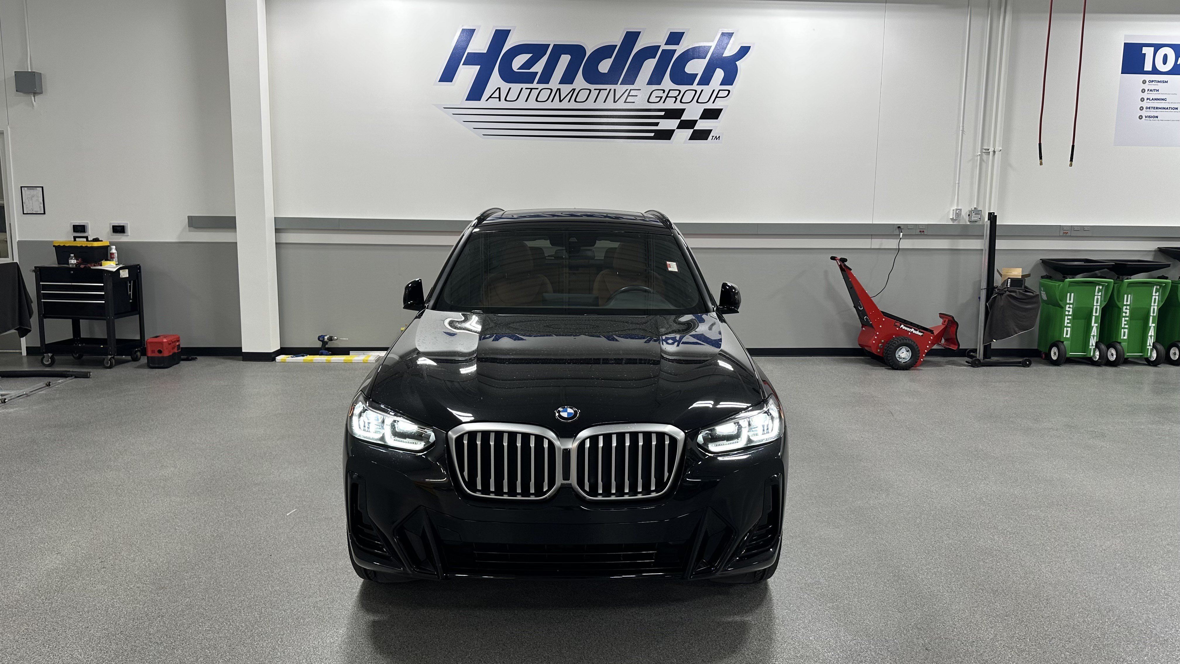 Used 2023 BMW X3 xDrive30i w/ M Sport Package AWD/4WD image 3