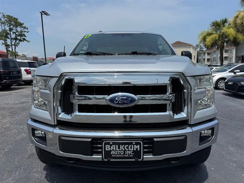 Used 2017 Ford F150 XLT AWD/4WD image 3