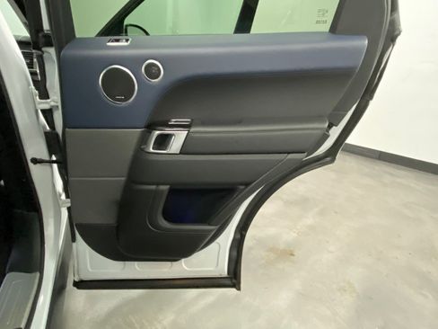 Used 2019 Land Rover Range Rover Sport Supercharged image 48