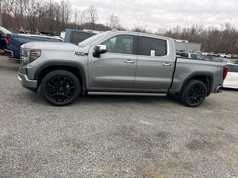 Used 2023 GMC Sierra 1500 Denali w/ Denali Reserve Package image 4