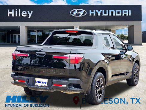 Certified 2024 Hyundai Santa Cruz SEL w/ Activity Package AWD/4WD image 4