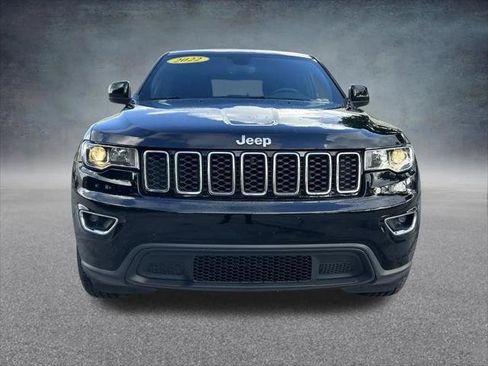 Certified 2022 Jeep Grand Cherokee Laredo E RWD image 2