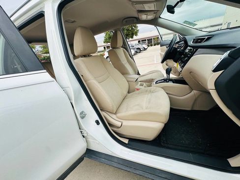 Used 2016 Nissan Rogue S w/ Appearance Package image 24