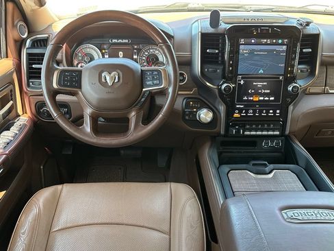 Used 2022 RAM 2500 Limited AWD/4WD image 6