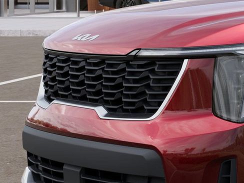 Certified 2025 Kia Sorento LX image 14