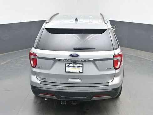 Used 2019 Ford Explorer XLT AWD/4WD image 39