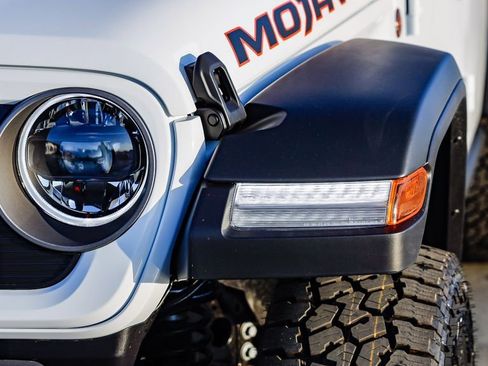 New 2026 Jeep Gladiator Mojave image 5