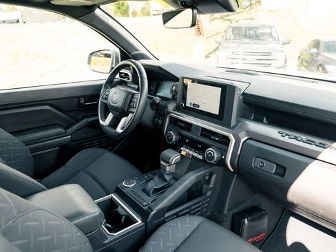 Certified 2024 Toyota Tacoma SR5 w/ SR5 Upgrade Package image 11