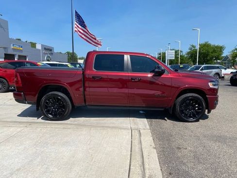 Used 2025 RAM 1500 Limited AWD/4WD image 2