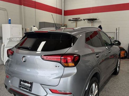 Used 2023 Buick Encore GX Select w/ Sport Touring Package AWD/4WD image 9