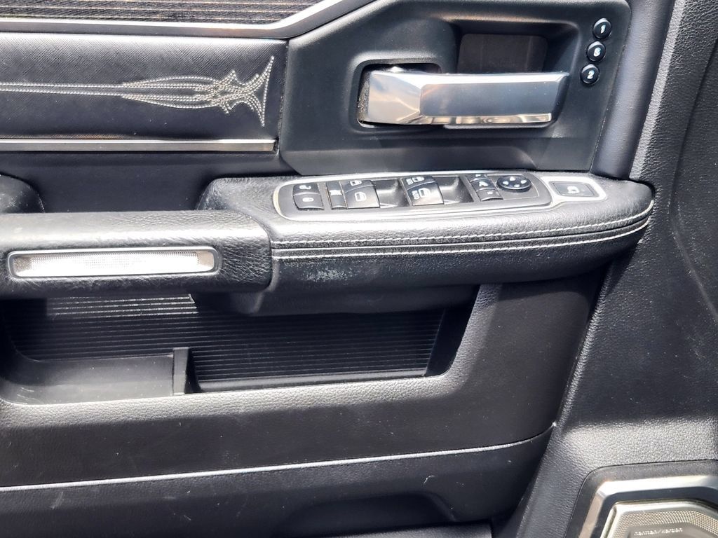 Used 2019 RAM 3500 Limited AWD/4WD image 32