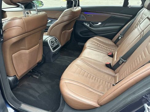 Used 2019 Mercedes-Benz S 560 4MATIC Sedan image 19