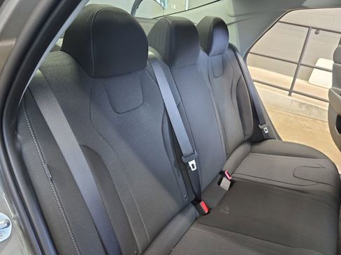 New 2026 Hyundai Elantra SE FWD image 11