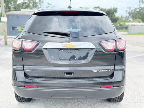 Used 2016 Chevrolet Traverse LT w/ Style and Technology Package AWD/4WD image 4
