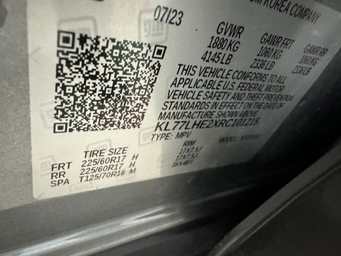 Certified 2024 Chevrolet Trax LT w/ Driver Confidence Package image 38