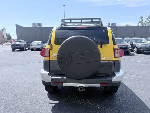 Used 2007 Toyota FJ Cruiser 4WD image 4