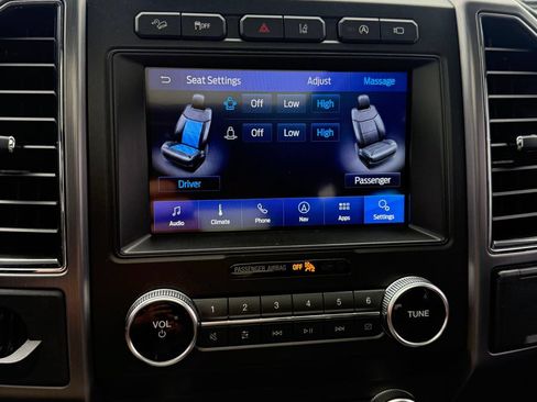 Used 2020 Ford Expedition Platinum AWD/4WD image 21