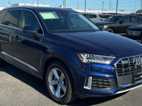Used 2023 Audi Q7 2.0T Premium Plus w/ Premium Plus Package AWD/4WD image 3