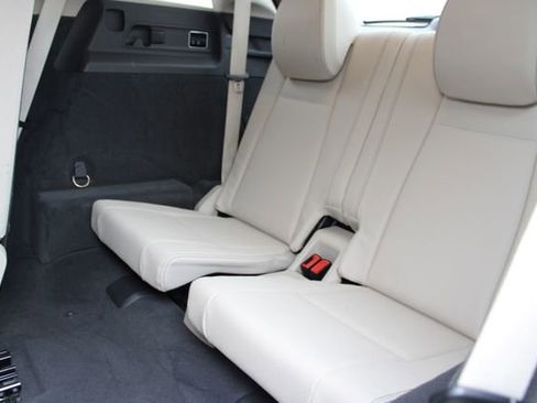 Used 2020 Mercedes-Benz GLE 450 4MATIC image 48