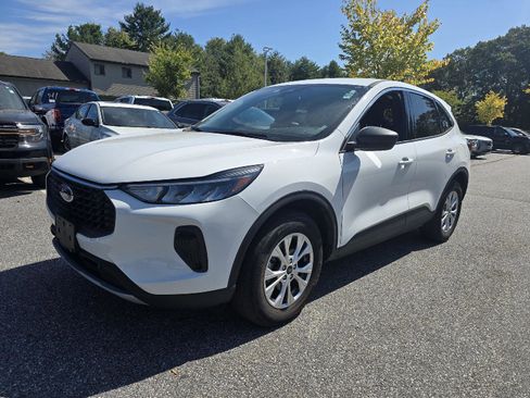 Used 2024 Ford Escape Active AWD/4WD image 8