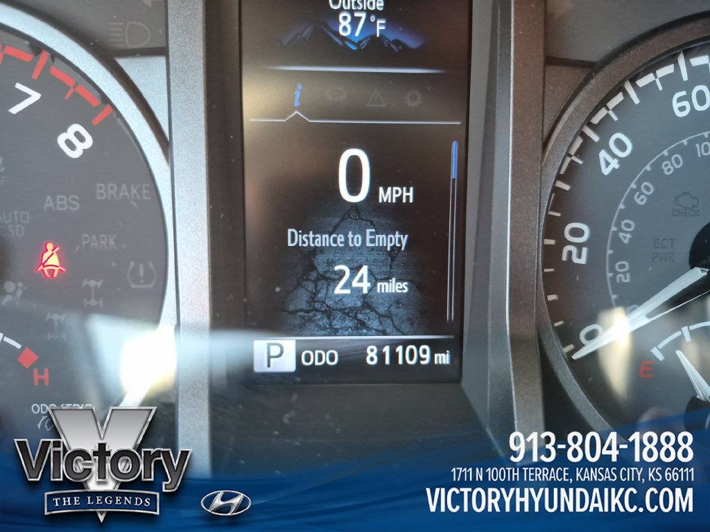 Used 2023 Toyota Tacoma TRD Sport w/ Technology Package AWD/4WD image 16