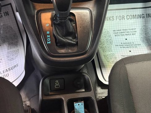 Used 2022 Ford Transit Connect XL FWD image 48